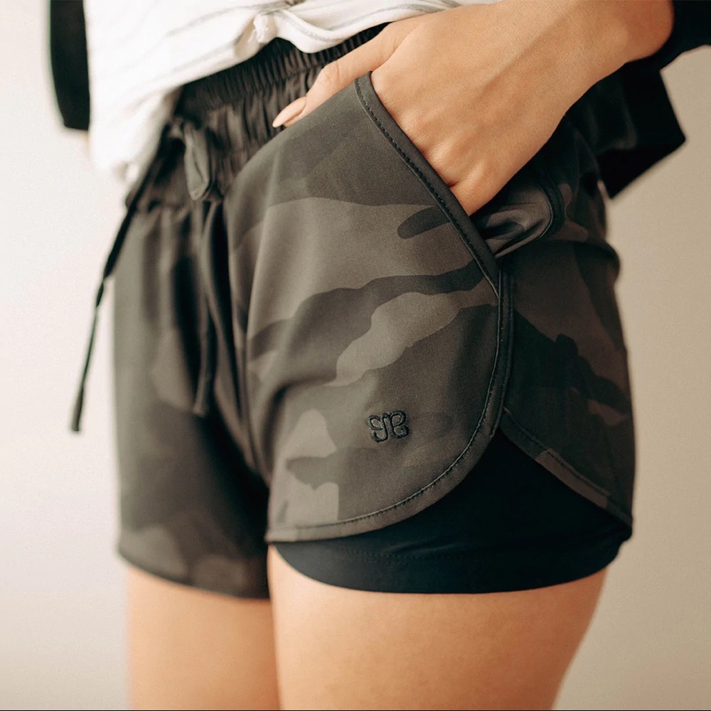 Albion Fit Lunge Shorts